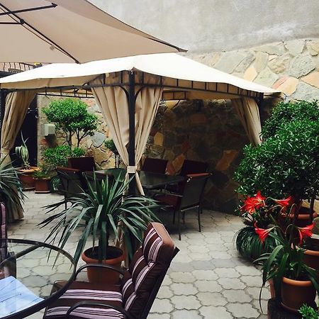 Hotel Majestic Tbilisi Exterior foto